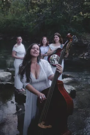 Band, Stream, Portrait (1)